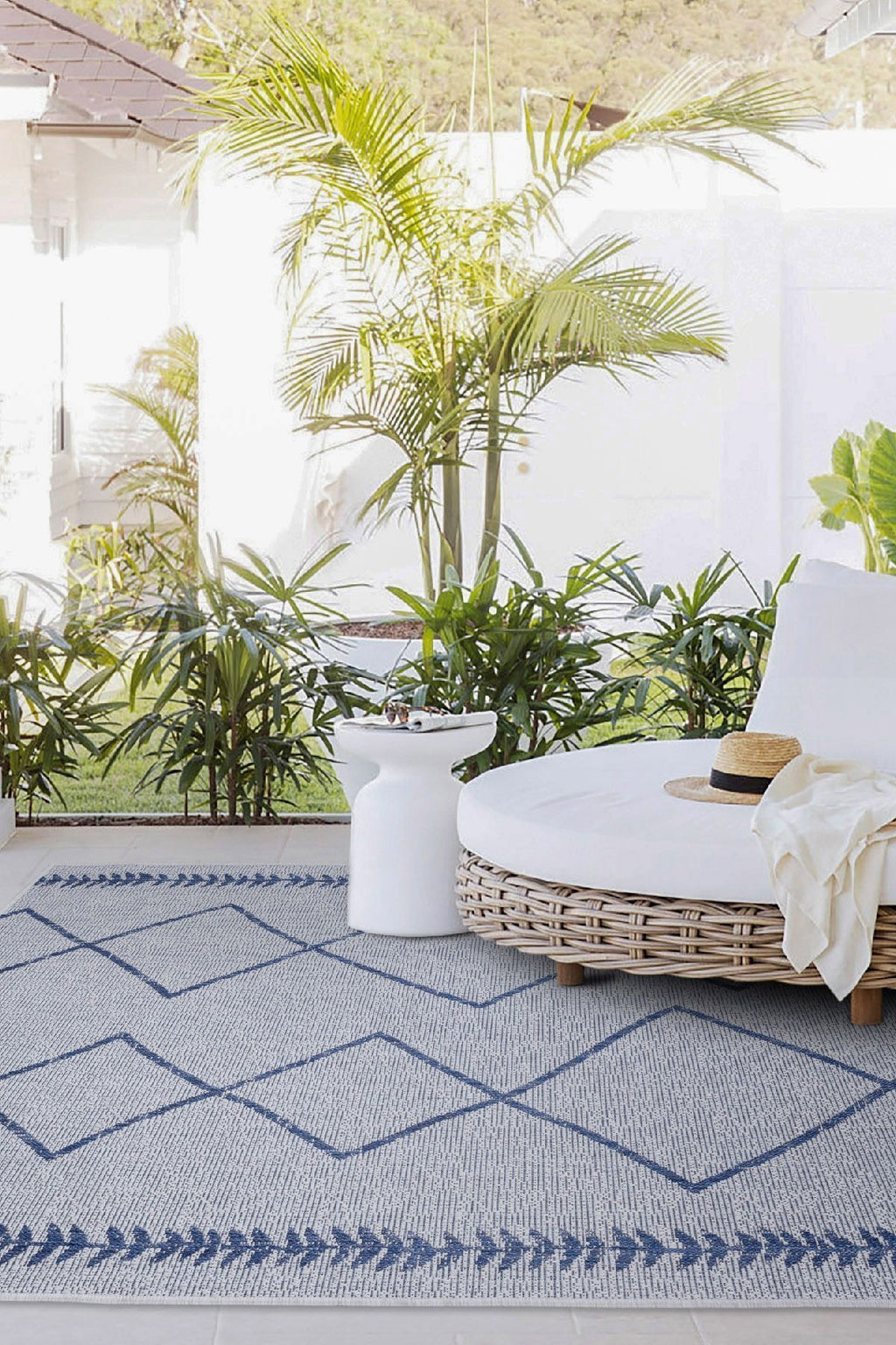 Scandi Jute Rug in Grey and Navy
