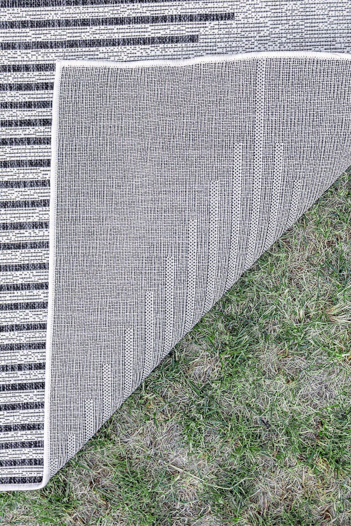 Scandi Jute Rug in Grey and Black