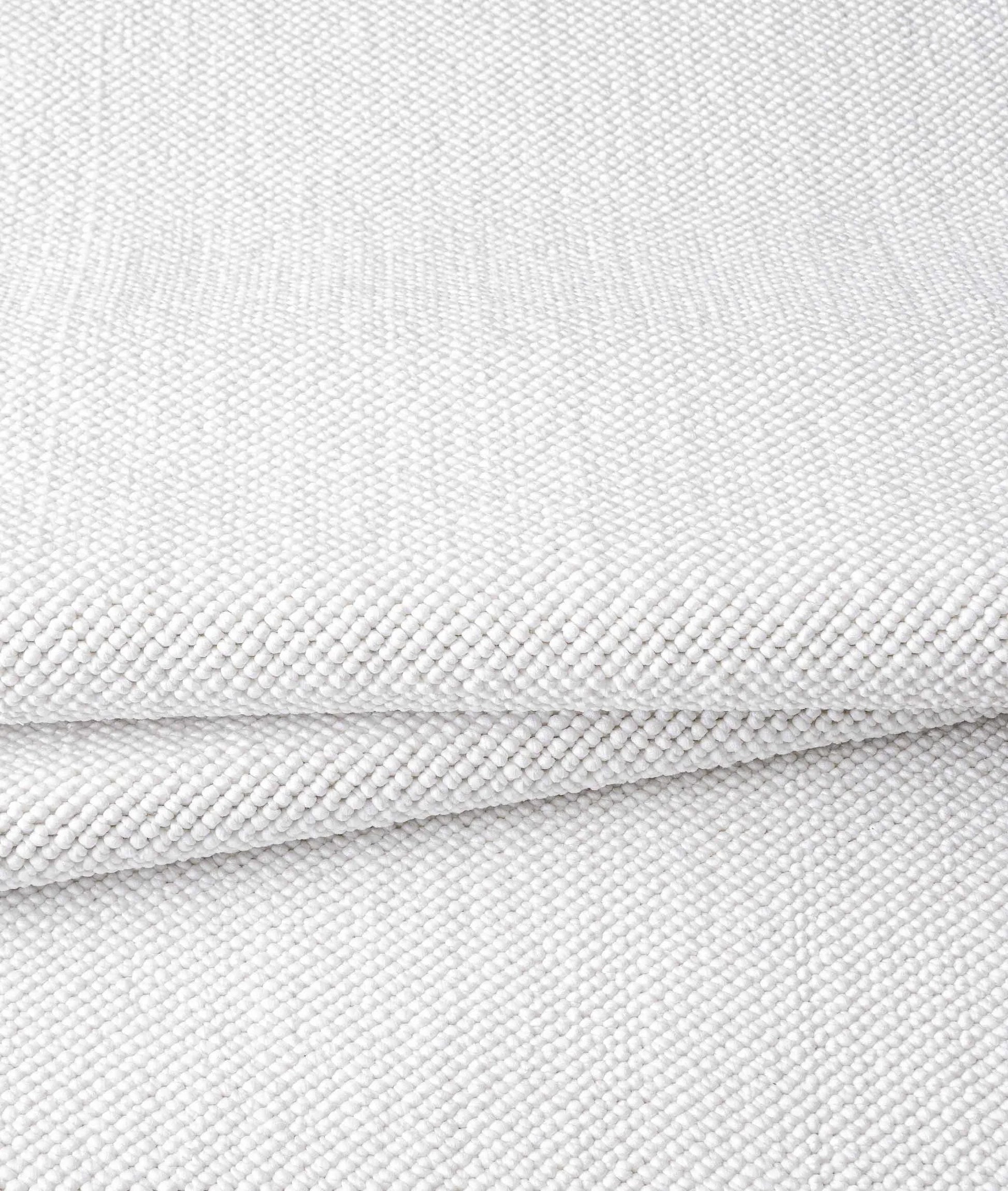 Mood Rug in Cream Plain