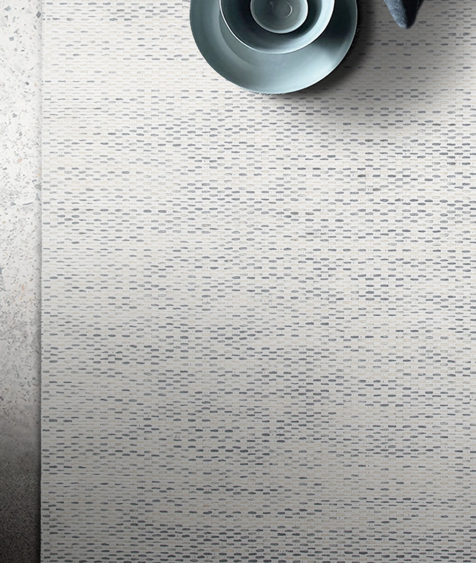 Livas Rug in Cream Grey